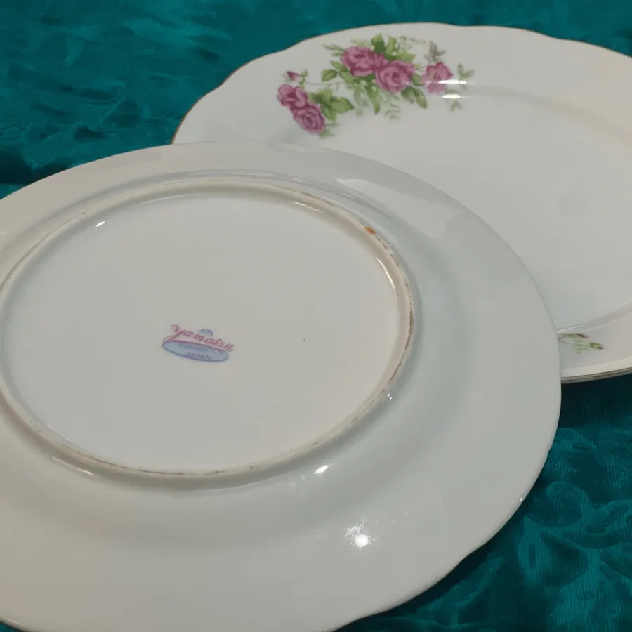 چینی گل سرخی