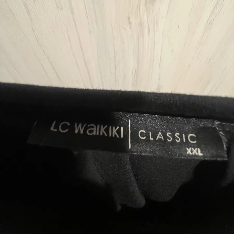پیراهن مشکی LC Waikiki