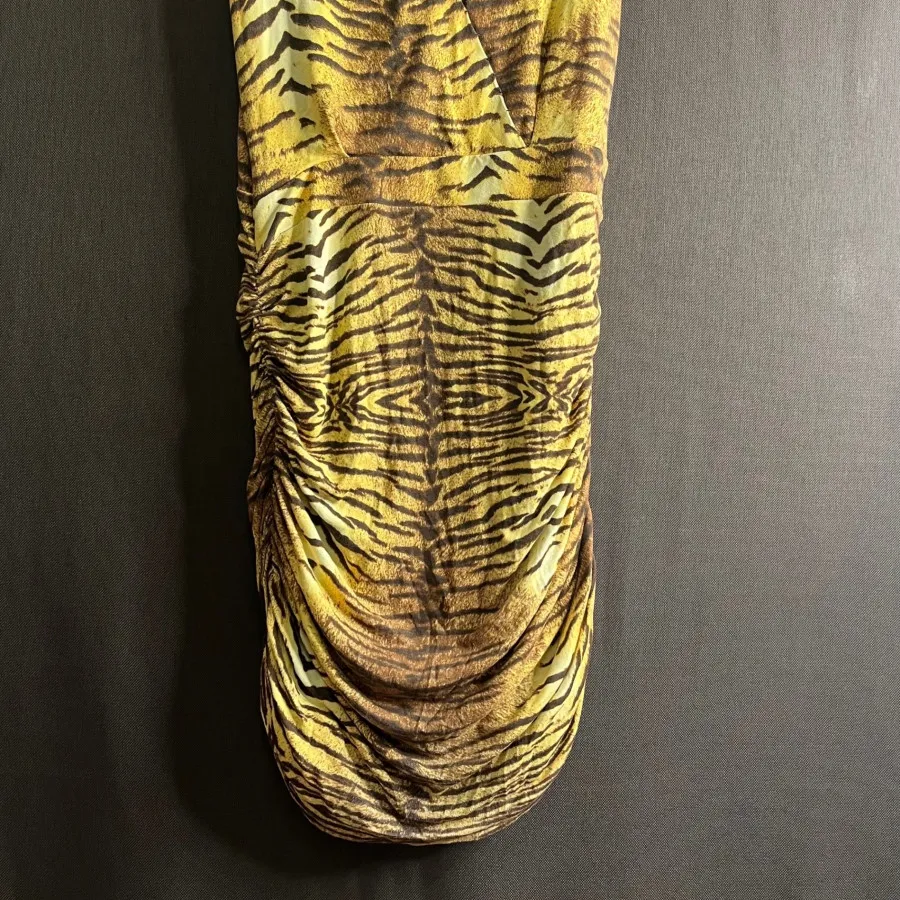 پیراهن شیک ‌ مجلسی mango