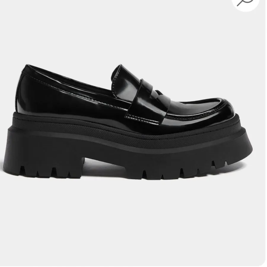 لوفر pull & bear چ.ر.م