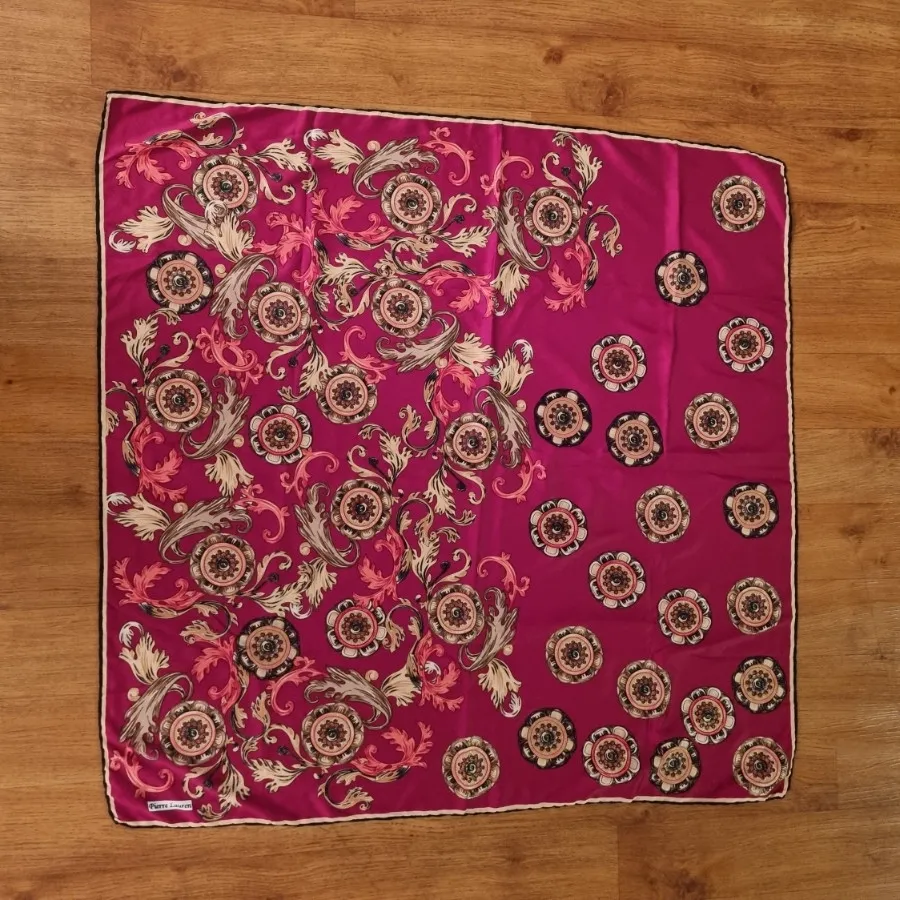 روسری ساتن