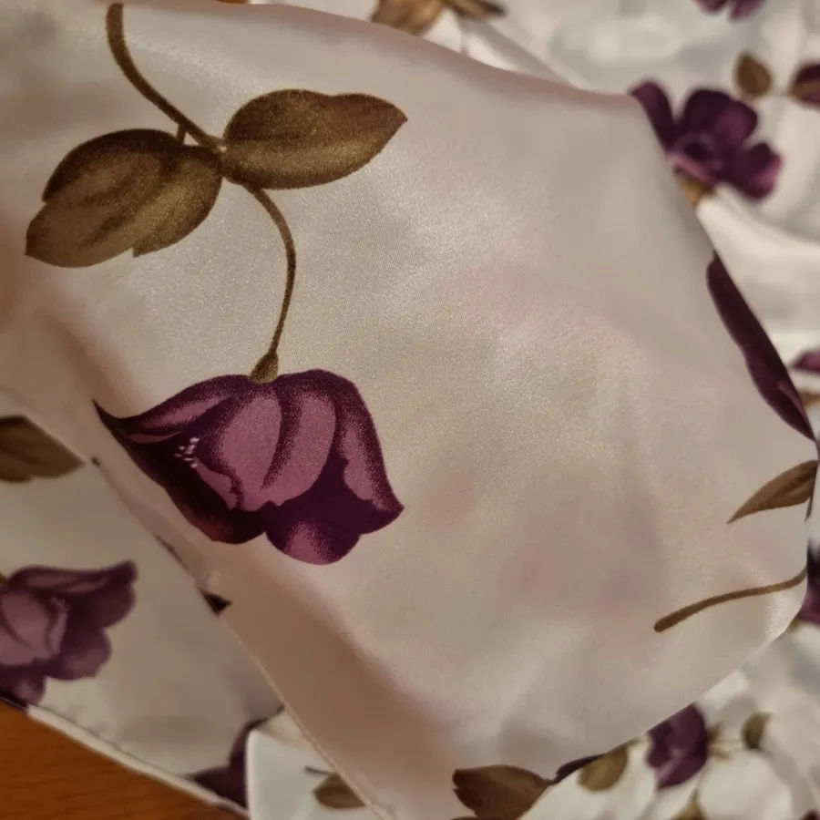 روسری ساتن