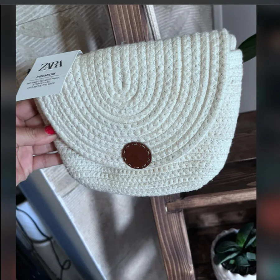 کیف قیطان زارا