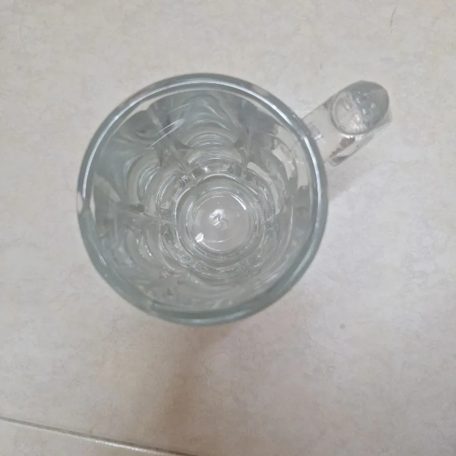 لیوان تک
