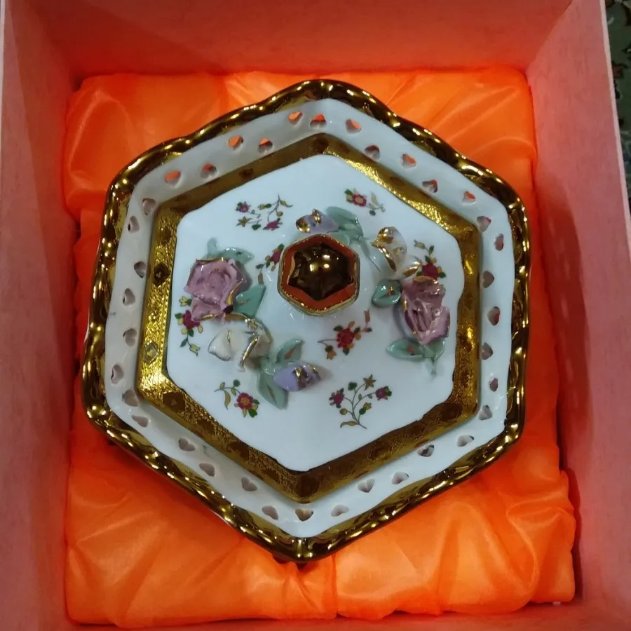 #شکلات خوری گل برجسته