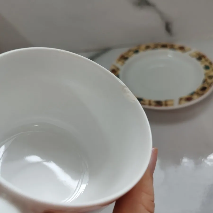 فنجان و نعلبکی