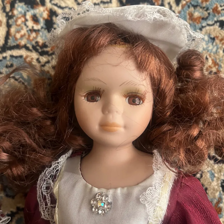 عروسک سرامیکی porcelain