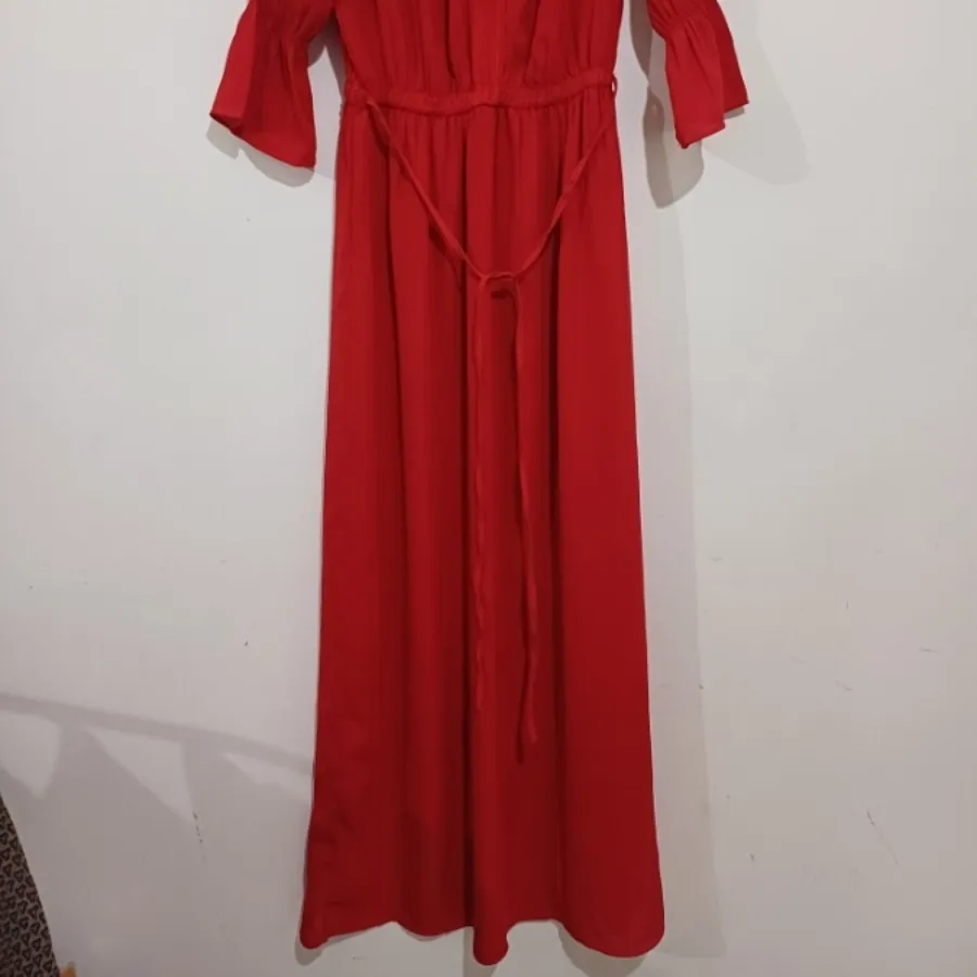 ساحلی بلند درحدنووو