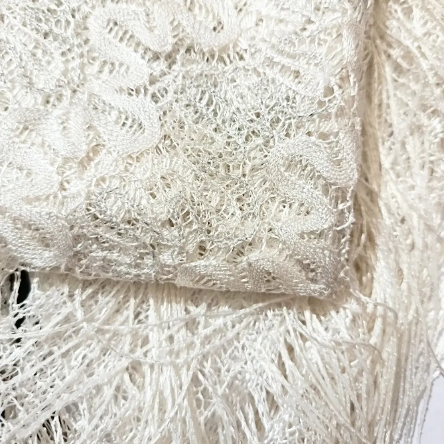 روسری توری سفید سه گوش