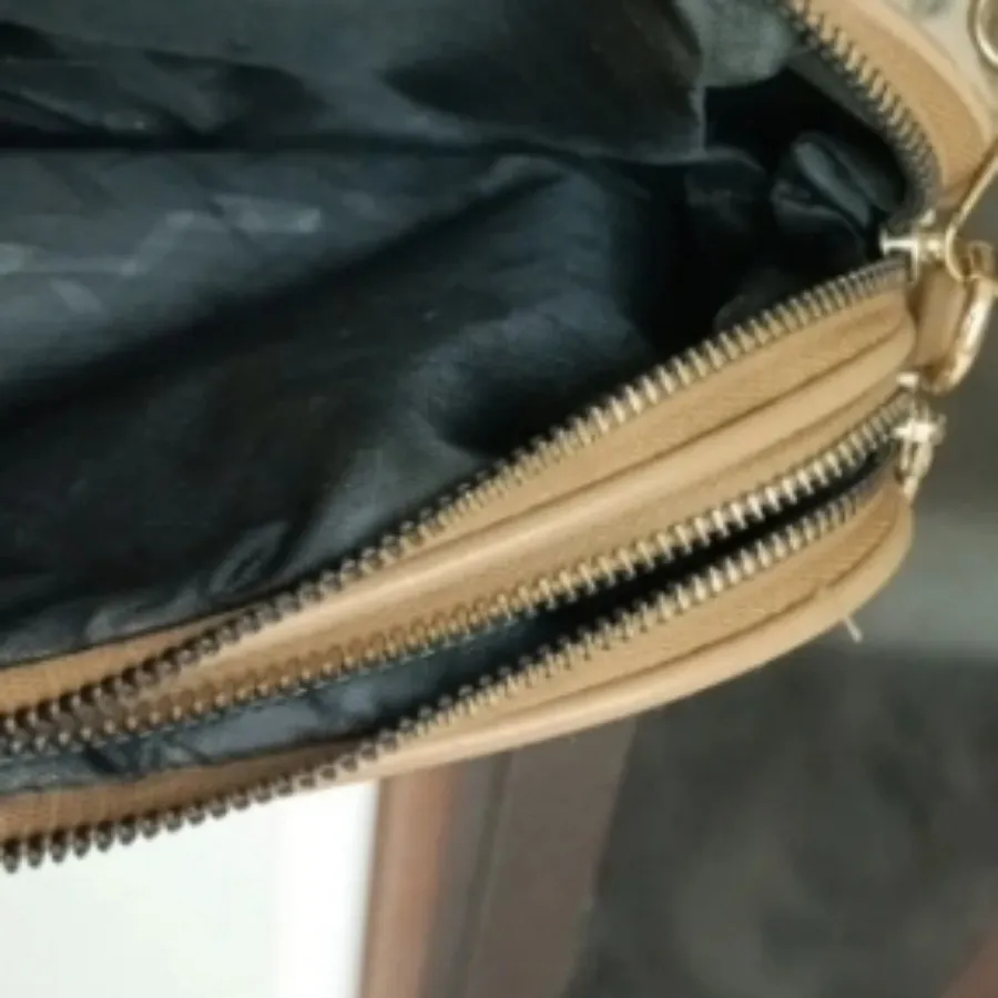 کیف کنفی زارا