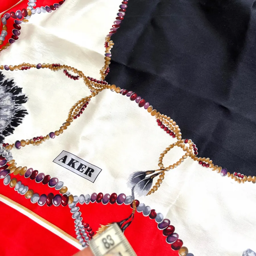 روسری دور دوز
