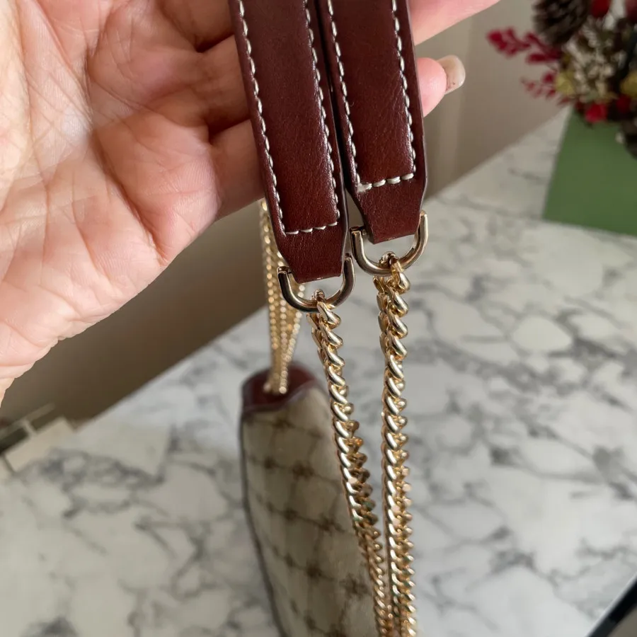 کیف MNG