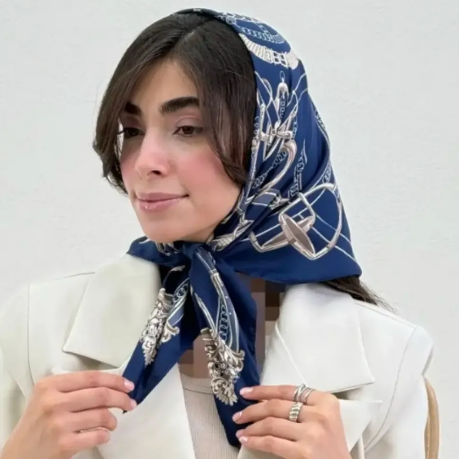 مینی اسکارف