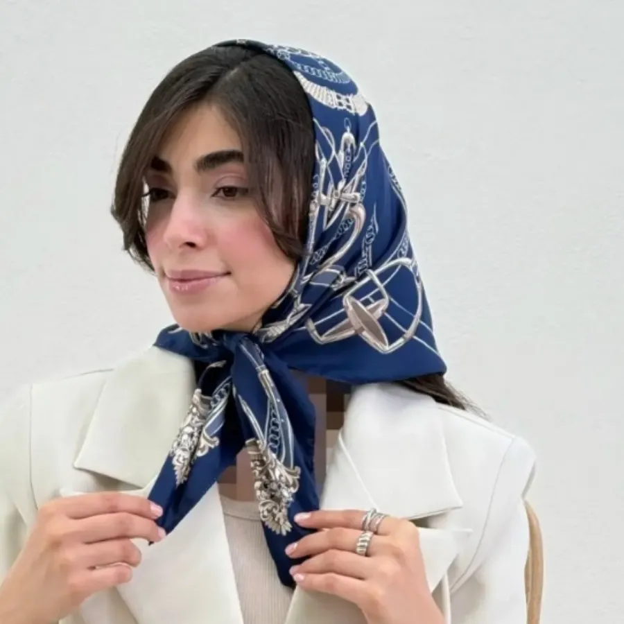مینی اسکارف
