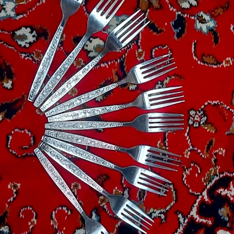 چنگال میوه خوری