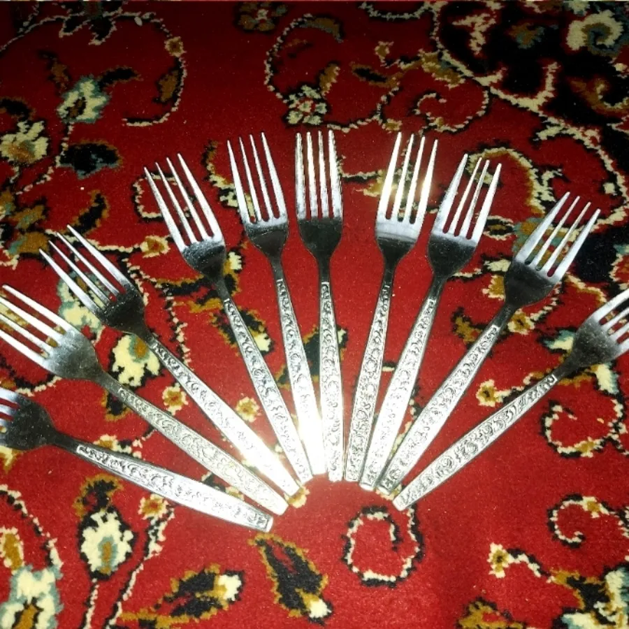 چنگال میوه خوری