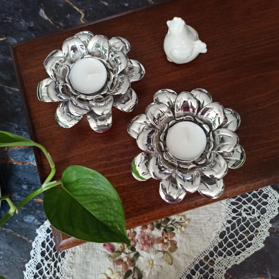 جا شمعی طرح گل 
وارداتی