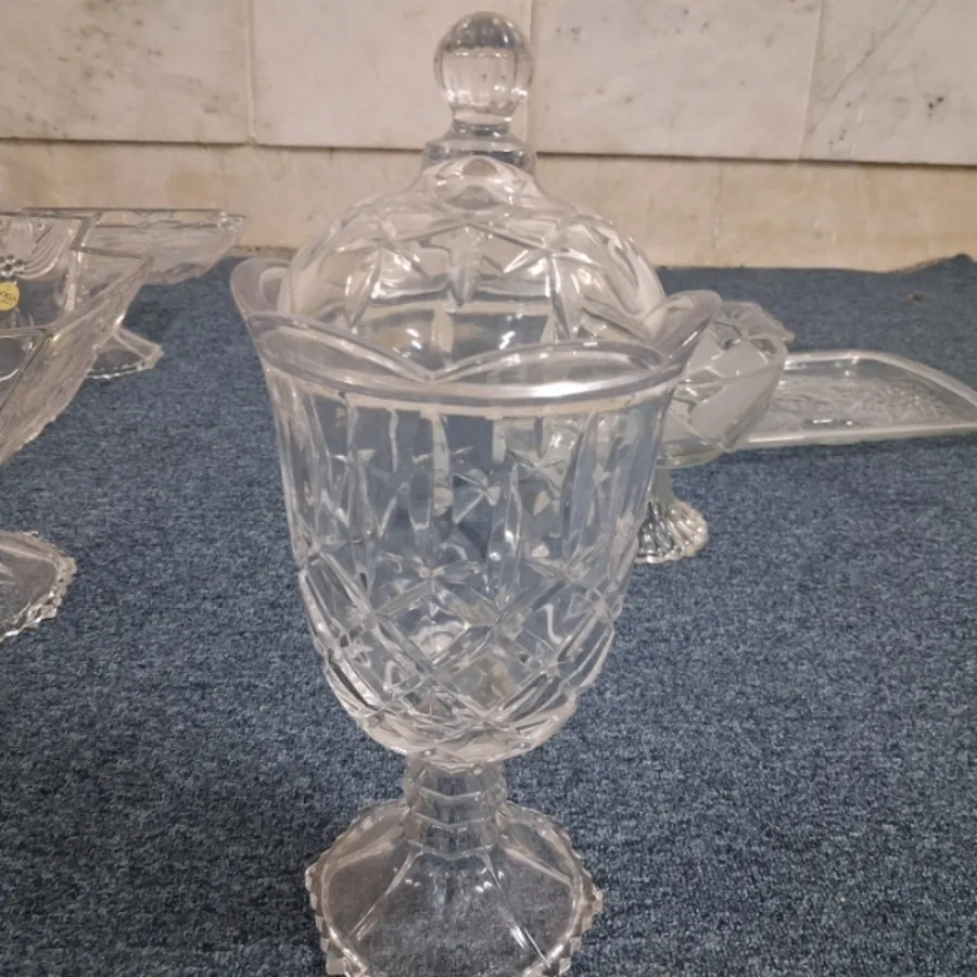 میوه خوری شیرینی خوری