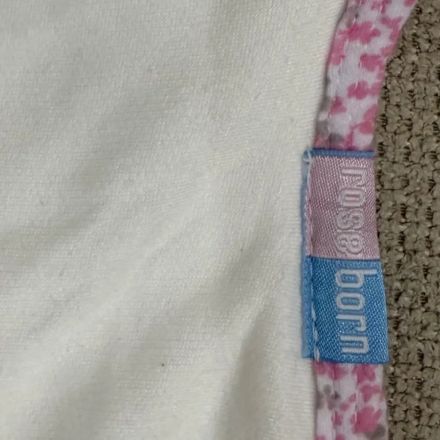قنداق چسبی نوزاد