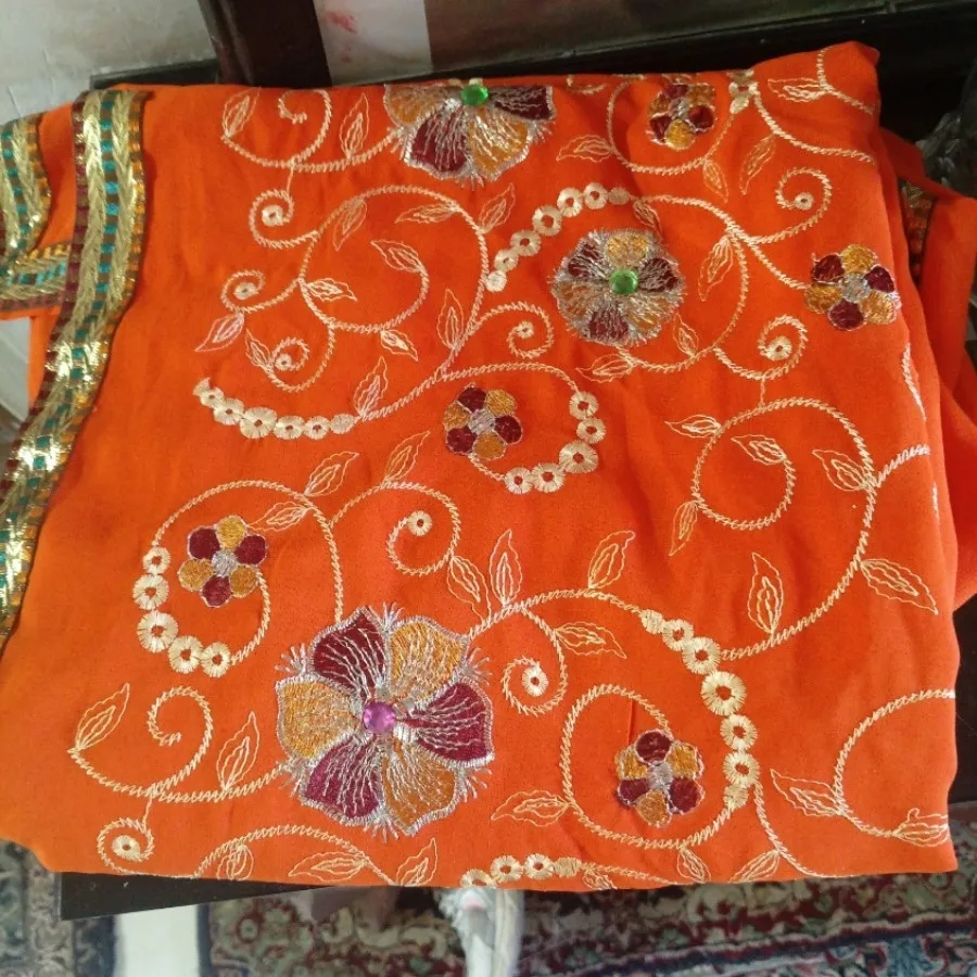 ساری هندی یاپارچه حریر