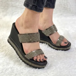 صندل نگینی پاشنه دار