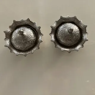 قندون