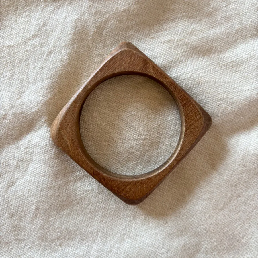 النگو چوبی