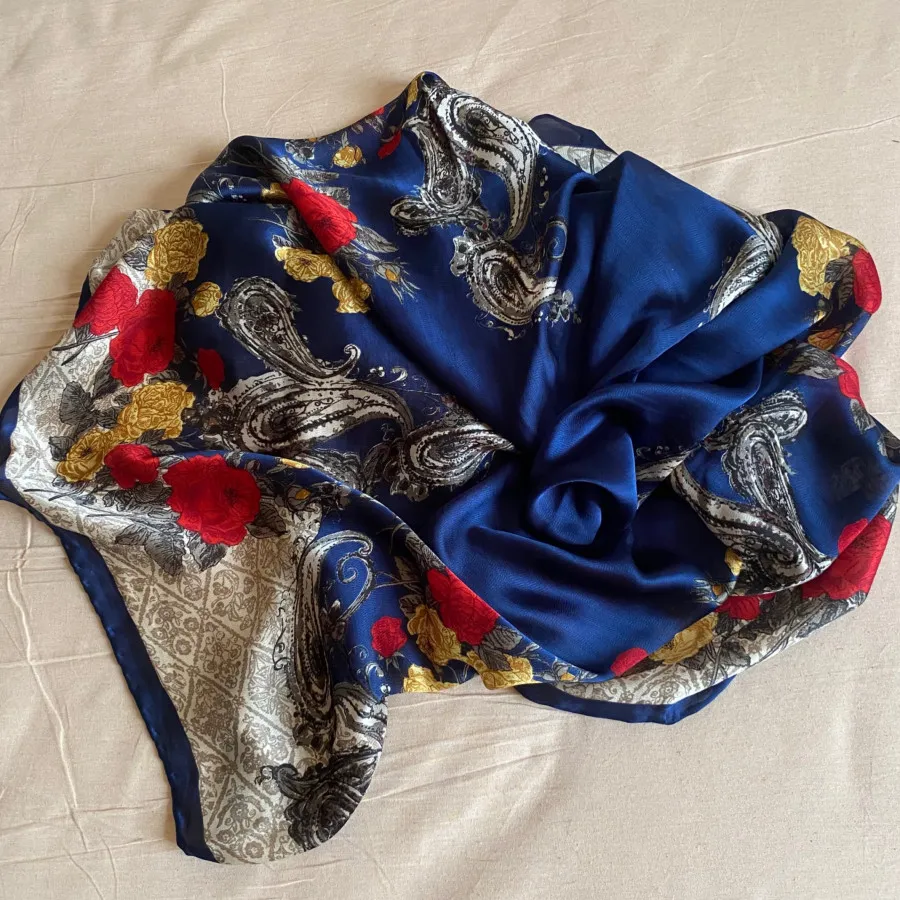 روسری ابریشم