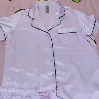ست لباس خواب تیشرت و شرتک