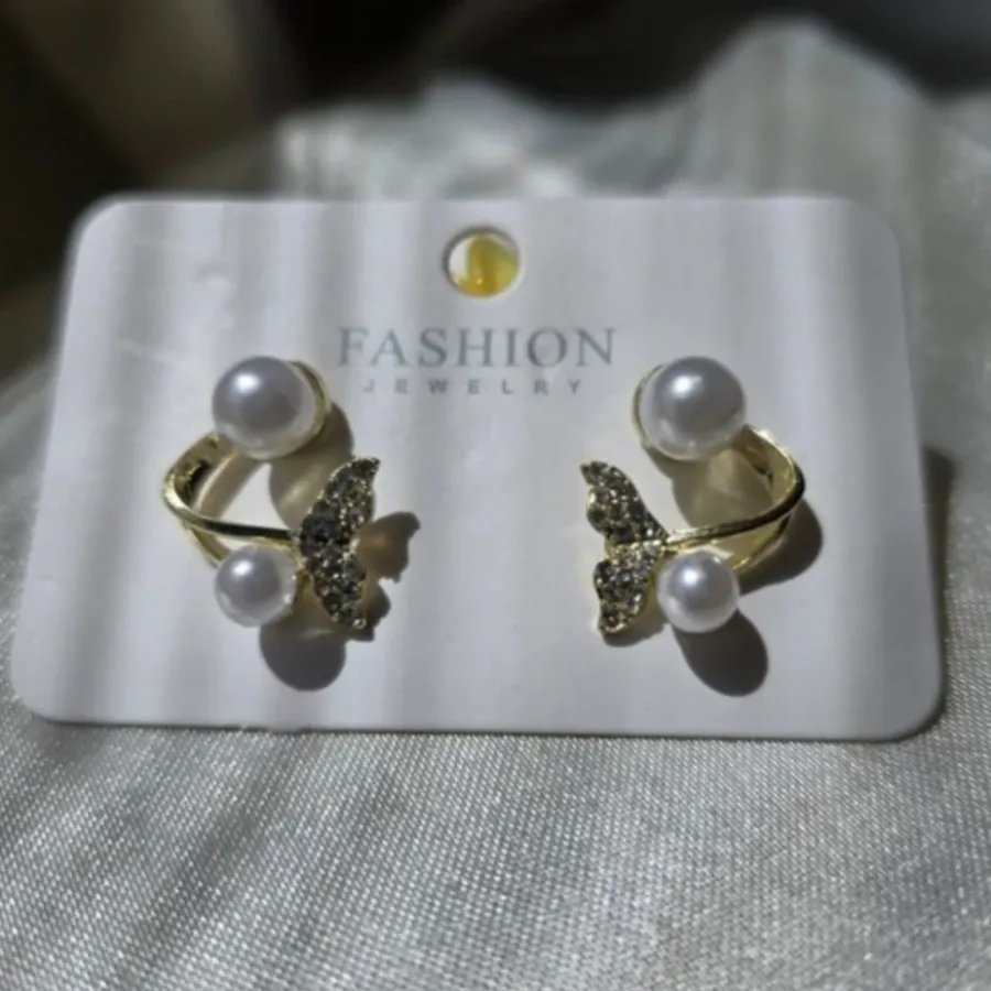 گوشواره دم وال