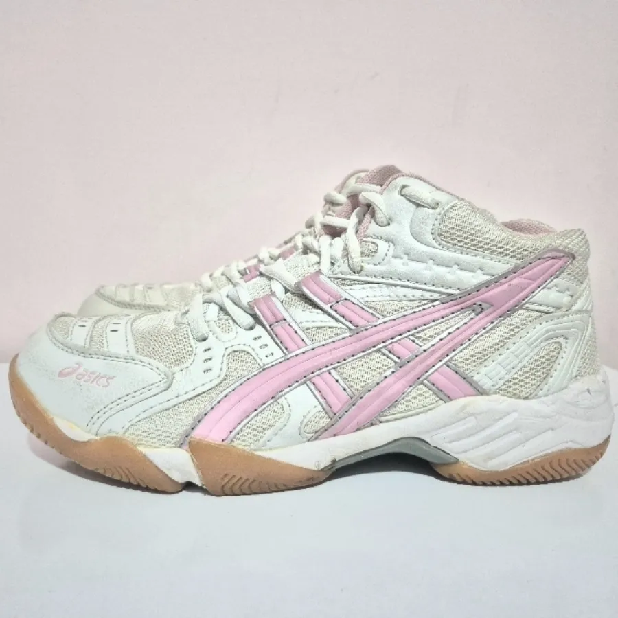 کفش اسپرت‌و‌سالنی  asics