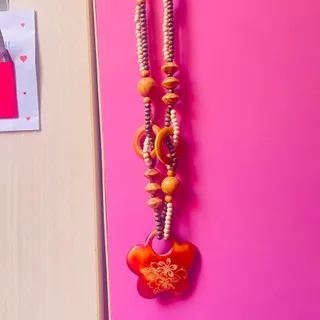 گردنبند دستساز چوبی