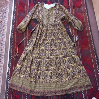 پیراهن ساحلی