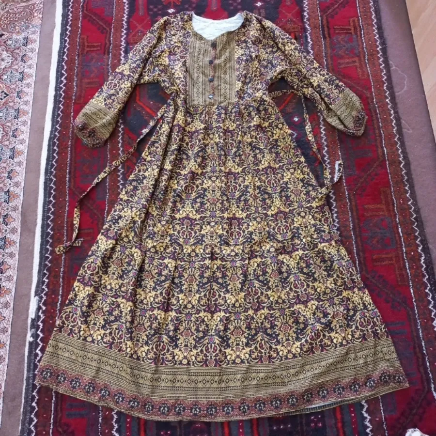 پیراهن ساحلی