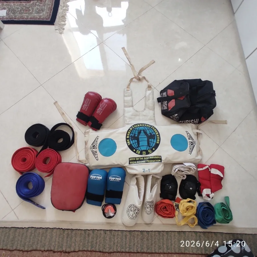 لباس لوازم کاراته تکواندو