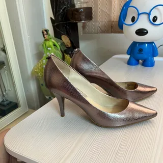 کفش میشل کورس