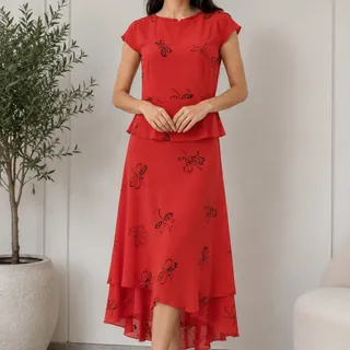 بلوز و دامن