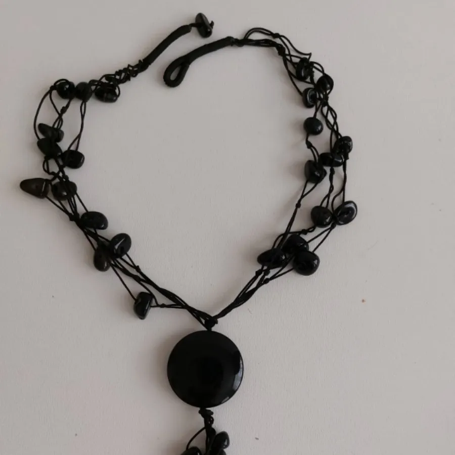 رومانتویی و گردنبند