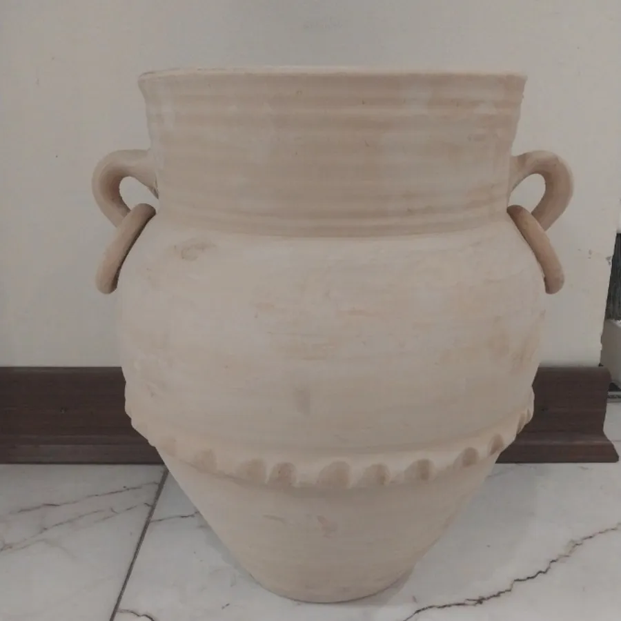 گلدان سفالی
