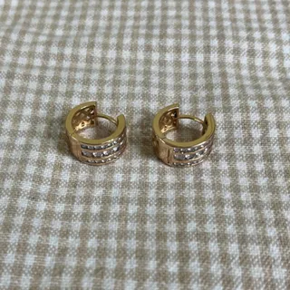 گوشواره استیل رنگ ثابت