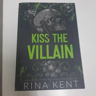 Kiss the villain