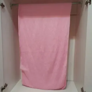 شال صورتی پلیسه نخ