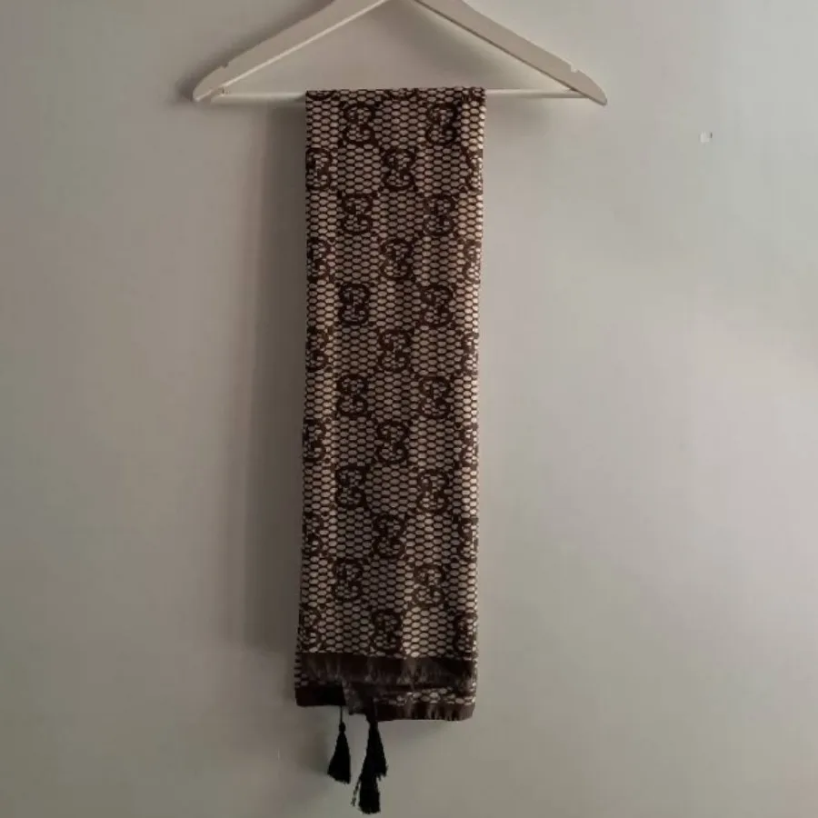 روسری دور دوز طرح گوچی