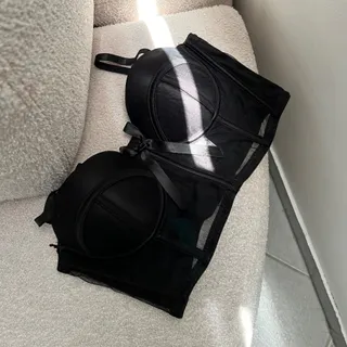کرست کاملا نو