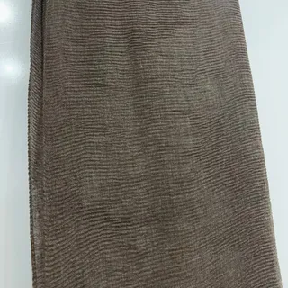 شال قهوه ای نخی