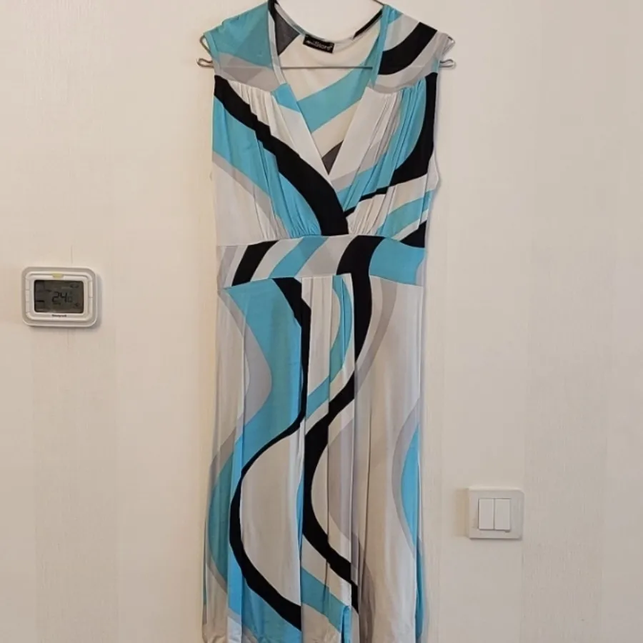 پیراهن زنانه