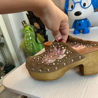 صندل اسپانیایی