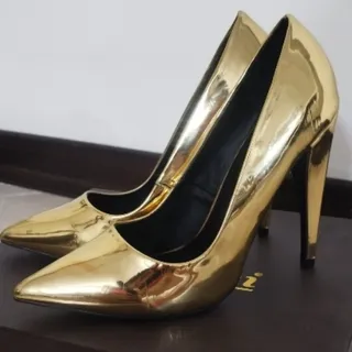 کفش پاشنه
