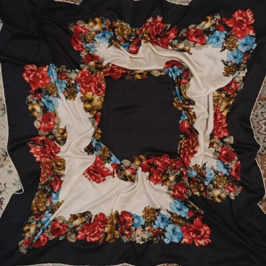 روسری قواره دار مجلسی