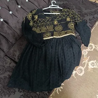 پیراهن عروسکی خامه دوزی